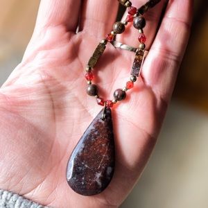 Stone Beaded Necklace w/ Pendant
